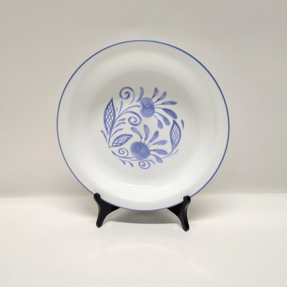 Corelle Oceanview Pie Dish Serving Plate Blue Floral Print on White